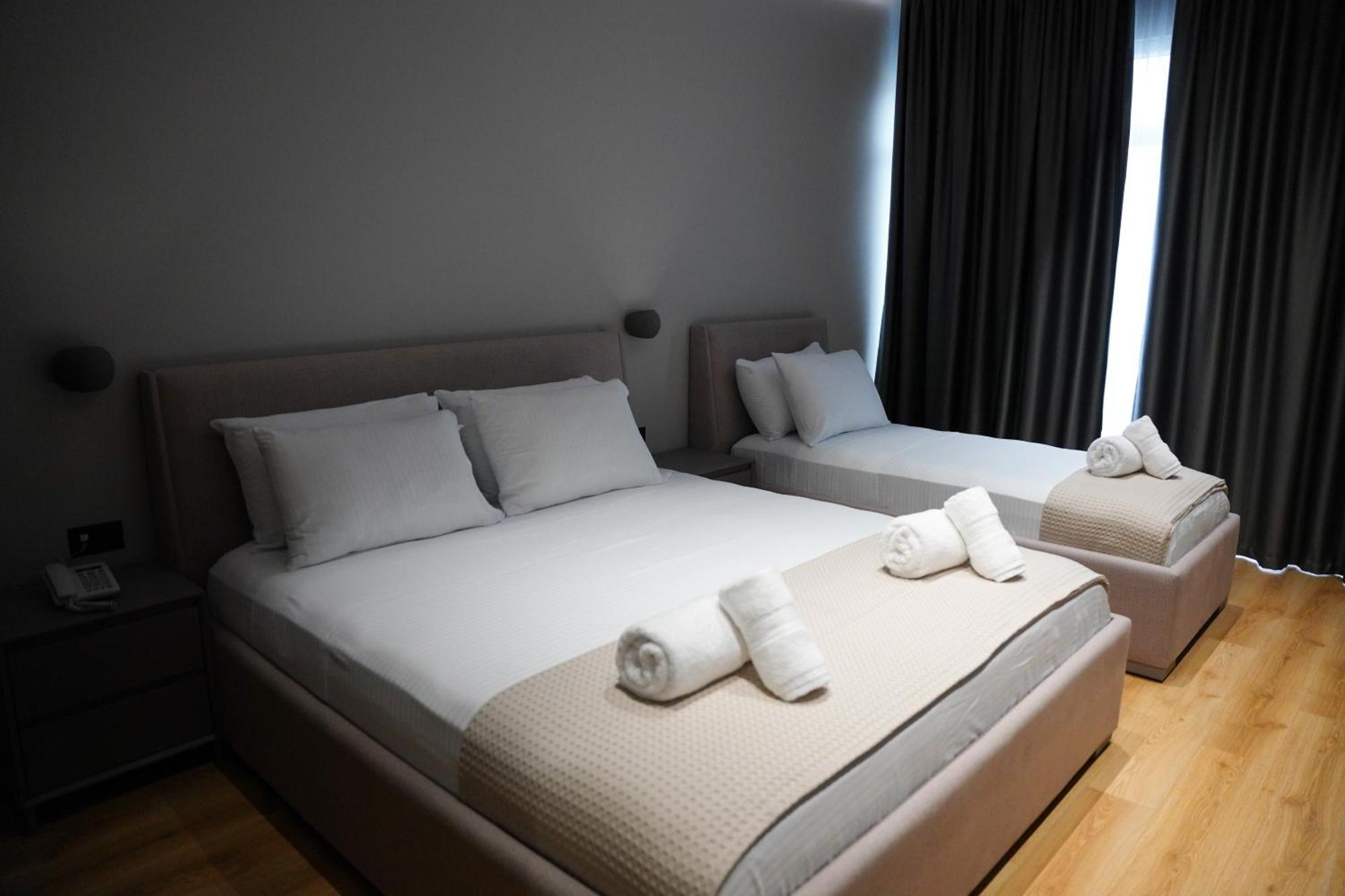Toer Hotel & Spa Sarande Ngoại thất bức ảnh